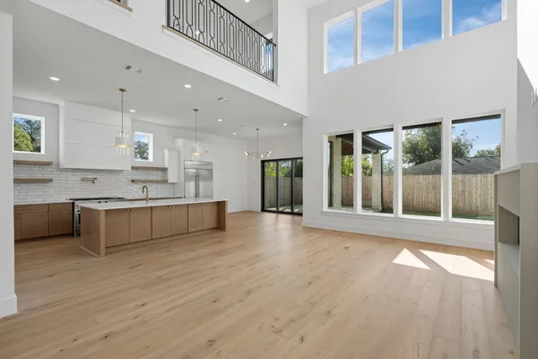 $1,274,999 | 8021 Turquoise Lane, Houston, TX 77055