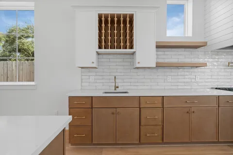 $1,274,999 | 8021 Turquoise Lane, Houston, TX 77055