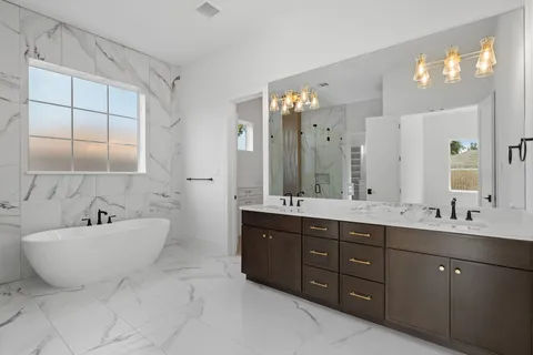 $1,274,999 | 8021 Turquoise Lane, Houston, TX 77055