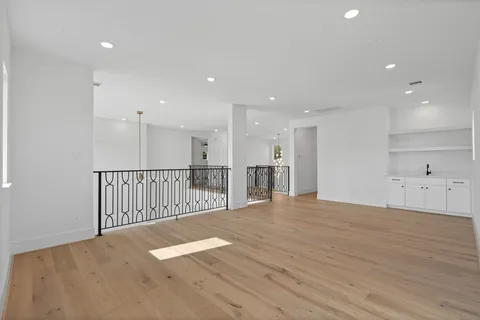 $1,274,999 | 8021 Turquoise Lane, Houston, TX 77055