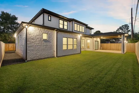 $1,274,999 | 8021 Turquoise Lane, Houston, TX 77055