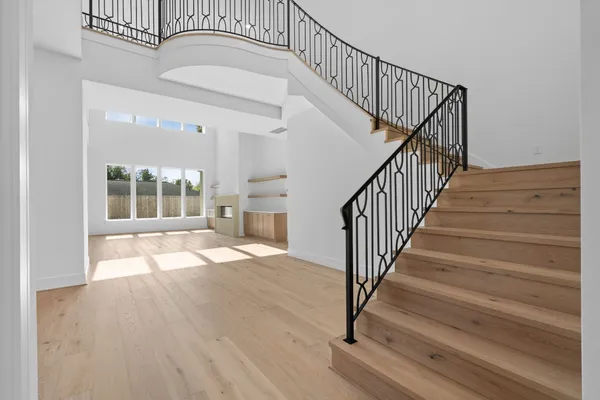 $1,274,999 | 8021 Turquoise Lane, Houston, TX 77055