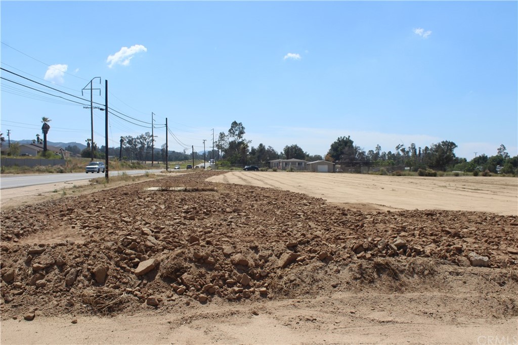 27130 Scott Road Menifee, CA 92584 - Photo 1 of 1 a view of an ocean beach