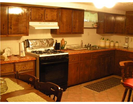 3233 Main Road Tiverton, RI 02878 - Photo 5 of 9 Den/Family/Great Room. basement kitchen