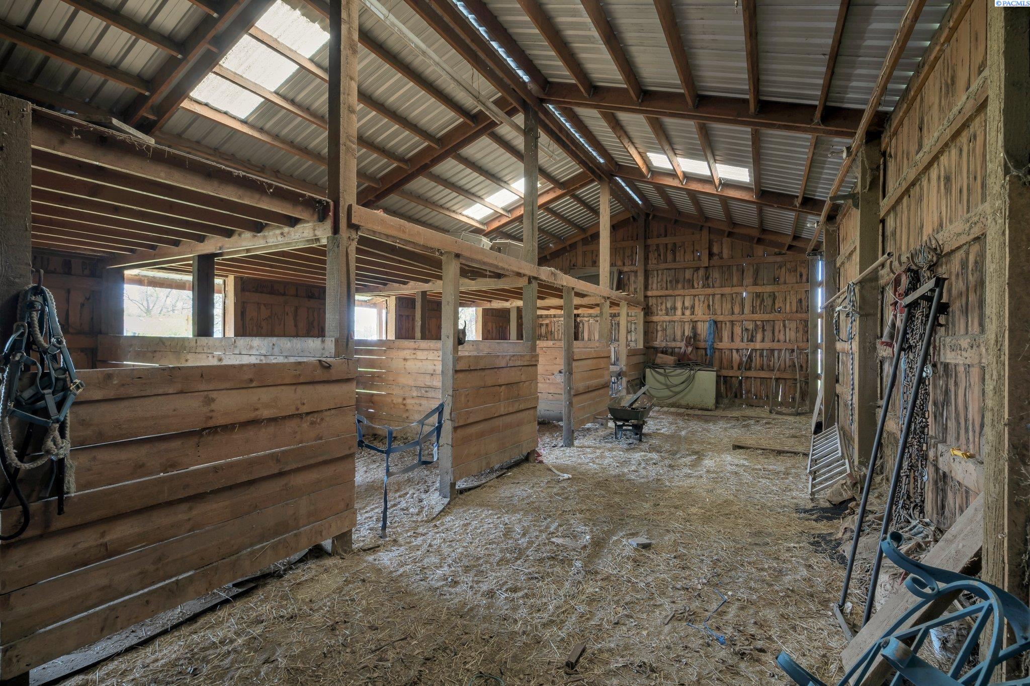 222305 East Game Farm Road Kennewick, WA 99337 - Photo 45 of 50 Gallery Image 45