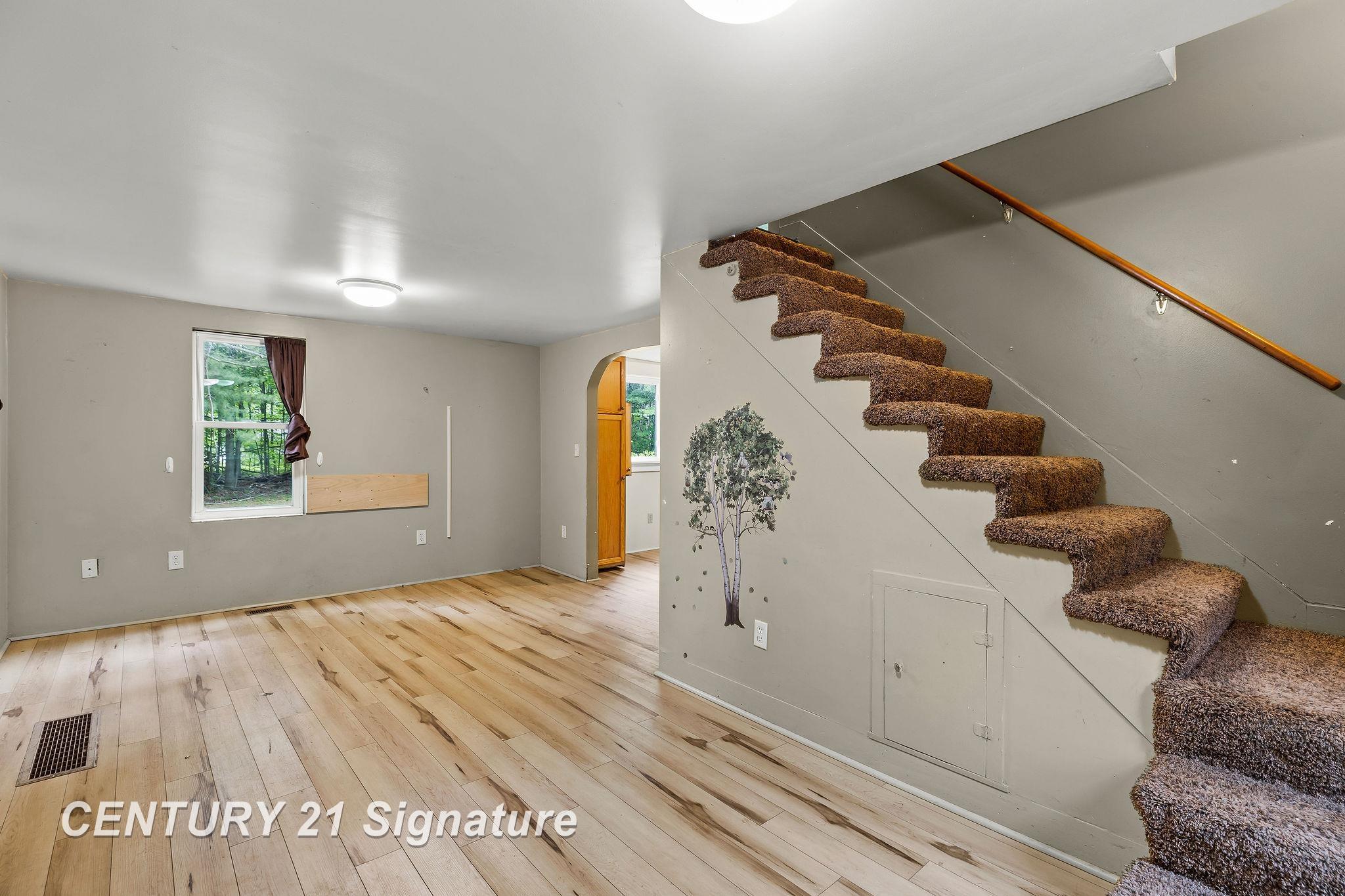 537 South Woodcock Road Midland, MI 48640 - Photo 22 of 35