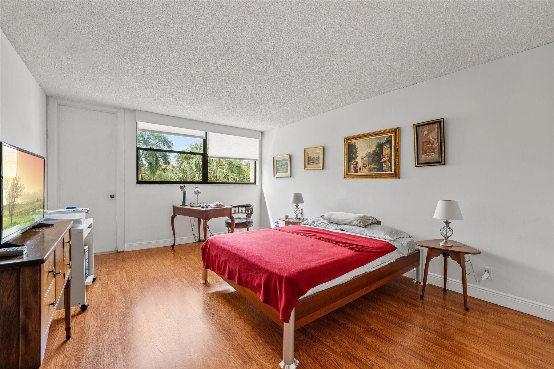 16251 Golf Club Road, Unit 312 Weston, FL 33326 - Photo 13 of 25 20231005014902802090000000-o