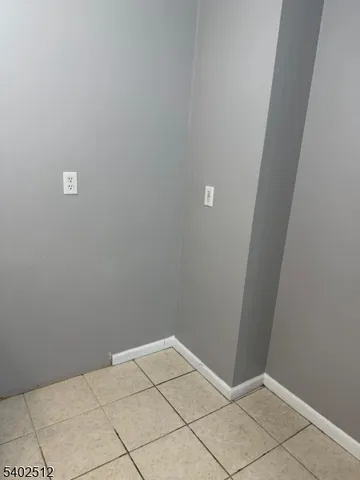 $2,600 | 535 South 18th Street, Newark, NJ 07103