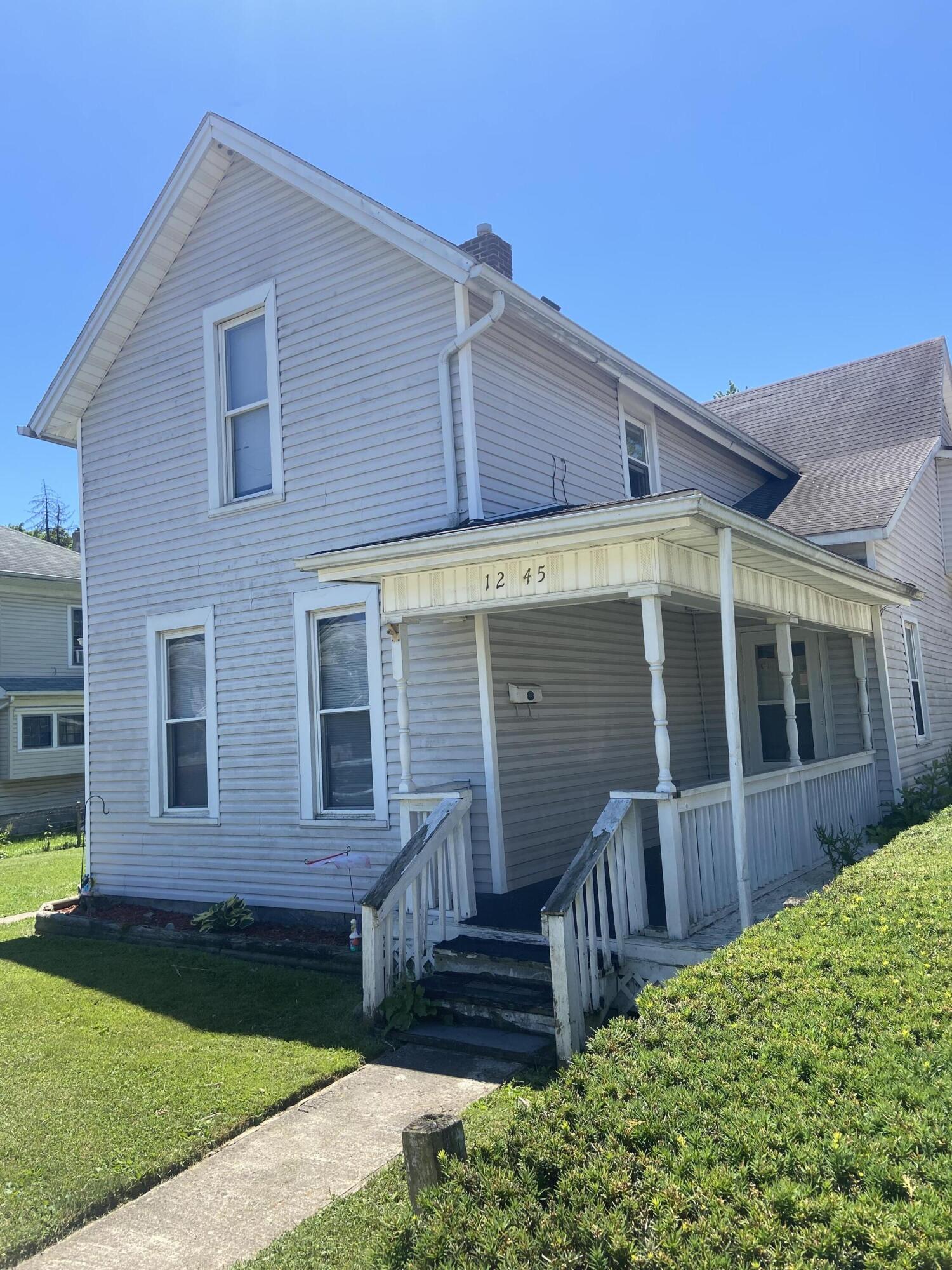 1243 West Pleasant Street Springfield, OH 45506 - Photo 1 of 2