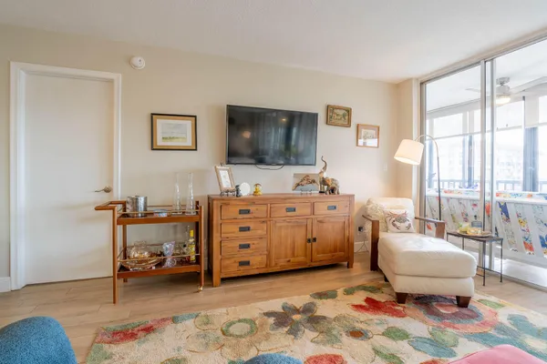 $1,850 | 740 South Federal Highway, Unit 612, Pompano Beach, FL 33062