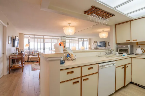 $1,850 | 740 South Federal Highway, Unit 612, Pompano Beach, FL 33062