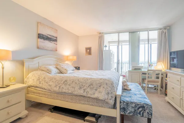 $1,850 | 740 South Federal Highway, Unit 612, Pompano Beach, FL 33062