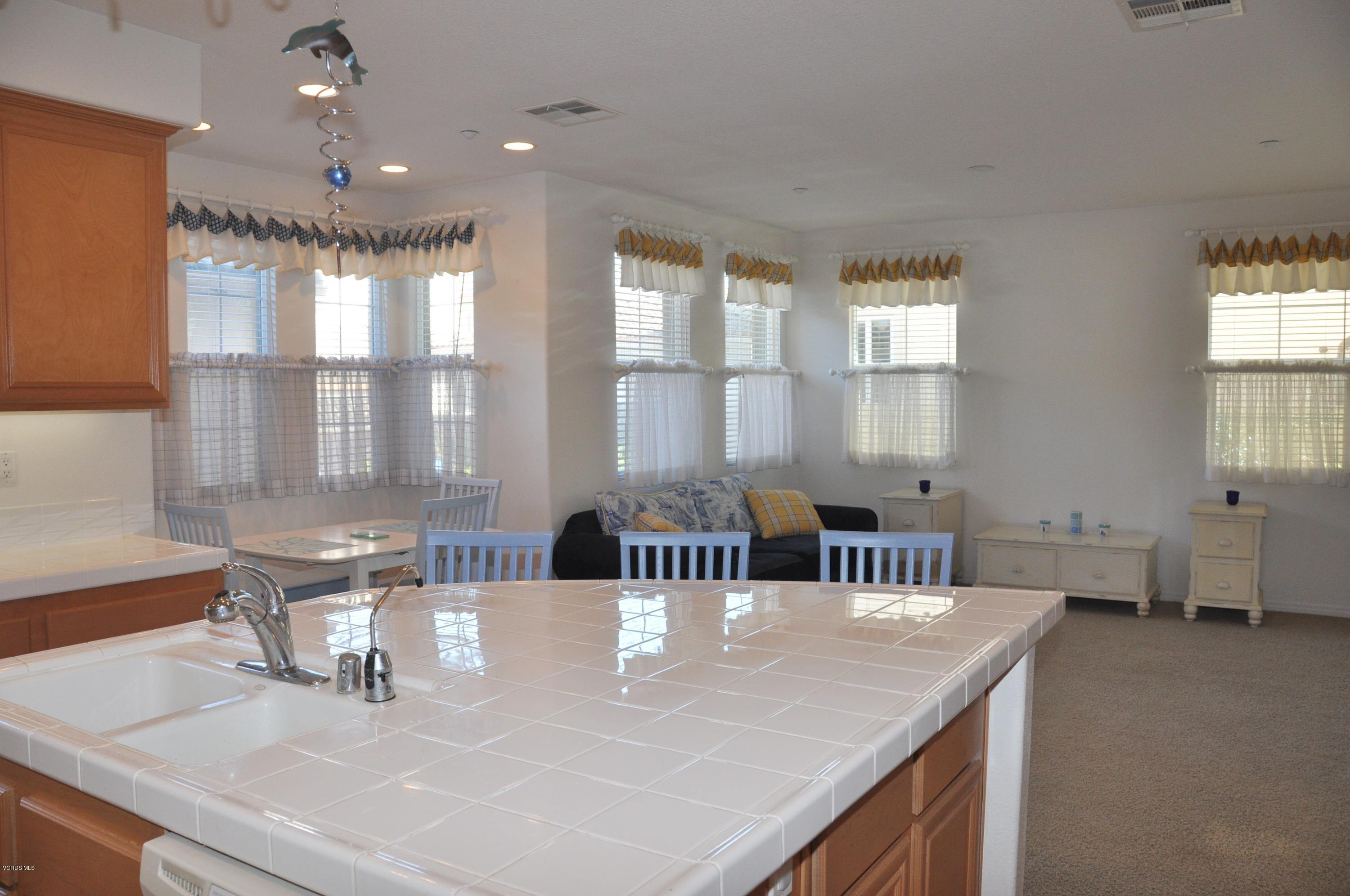 4419 Chesapeake Drive Oxnard, CA 93035 - Photo 15 of 51 Kit Fam Rm-1