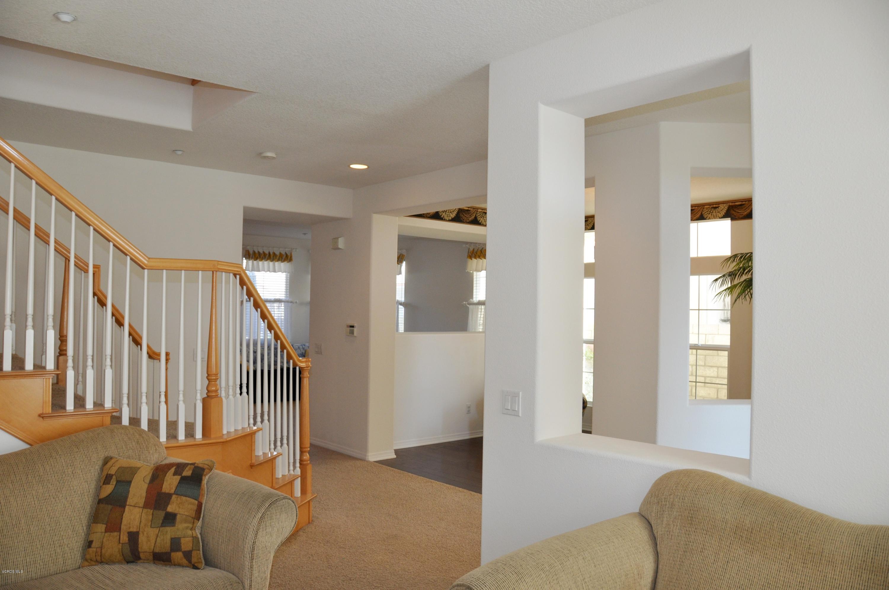 4419 Chesapeake Drive Oxnard, CA 93035 - Photo 5 of 51 Liv Rm-3