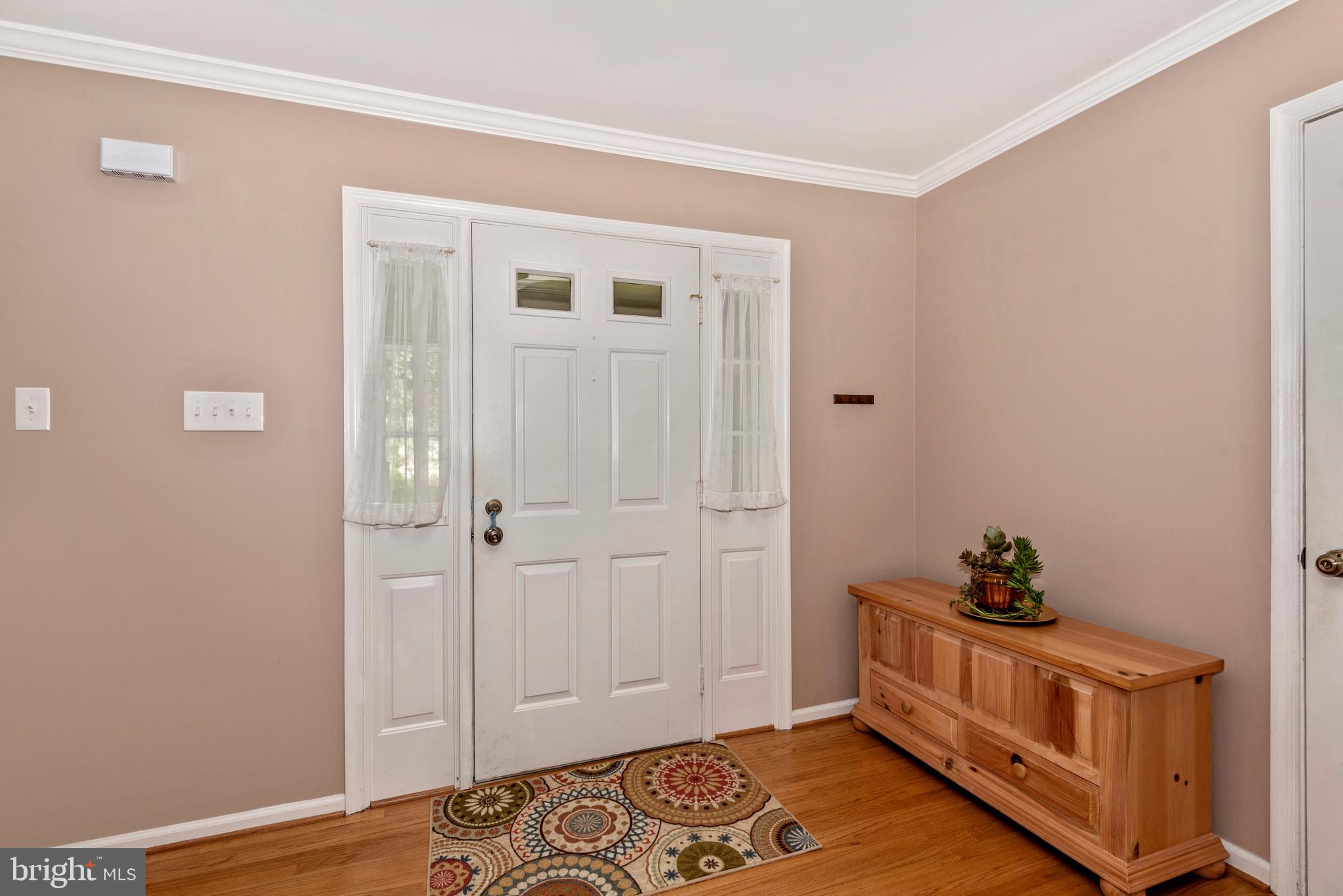 10725 Game Preserve Road Gaithersburg, MD 20879 - Photo 15 of 50 MAIN LEVEL-FOYER