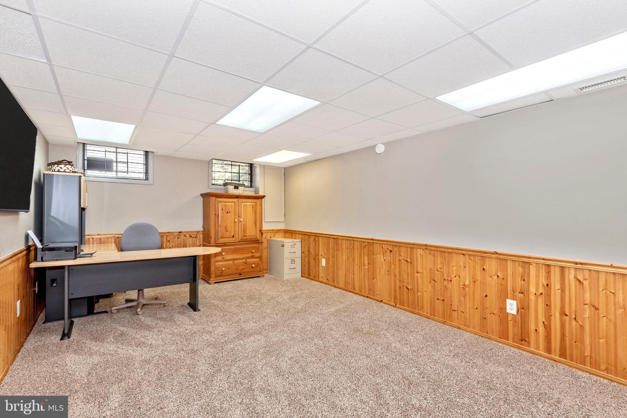10725 Game Preserve Road Gaithersburg, MD 20879 - Photo 35 of 50 LOWER LEVEL-MULTI-PURPOSE ROOM/OFFICE