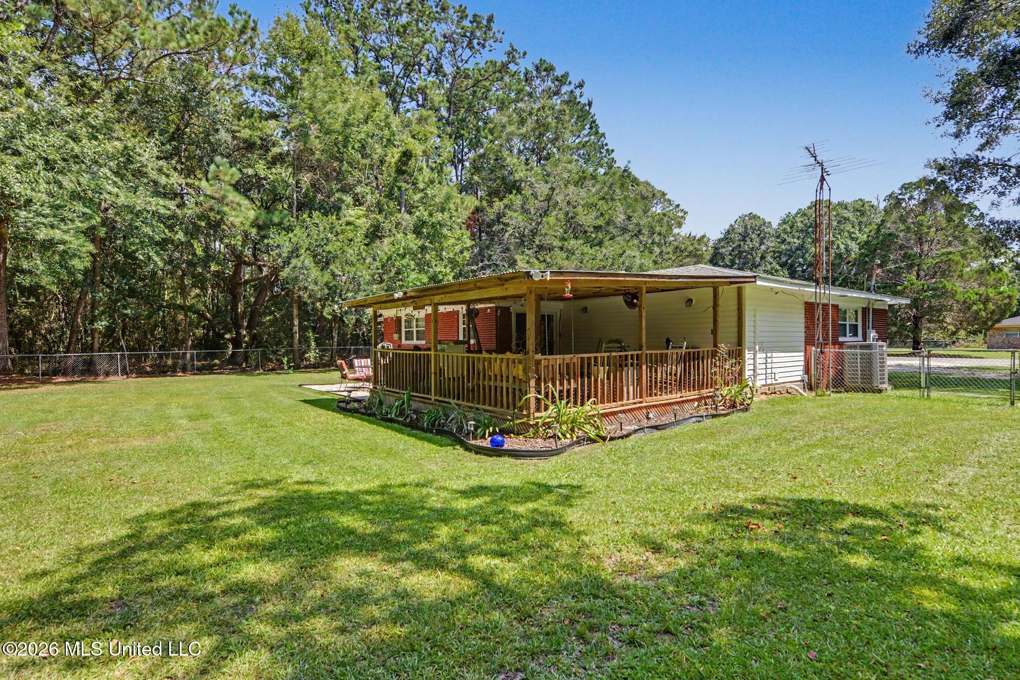 4317 Cunningham Road Moss Point, MS 39562 - Photo 27 of 29 027