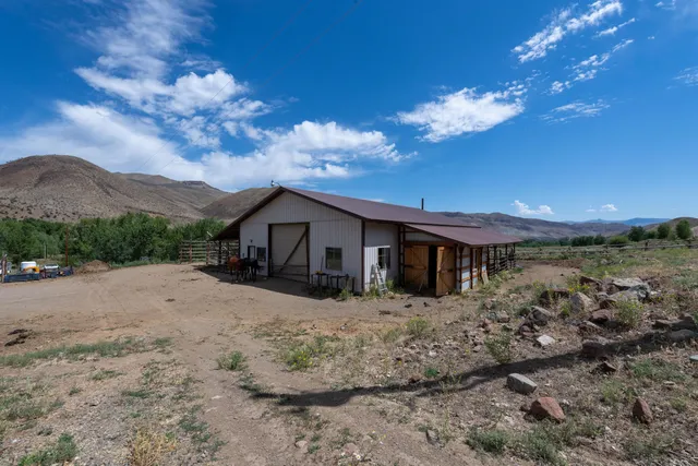 $1,800,000 | 9885 Challis Creek Road, Challis, ID 83226