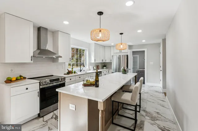 $725,000 | 622 Welcome House Road, Perkasie, PA 18944