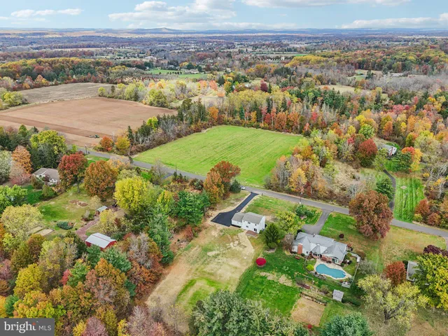 $725,000 | 622 Welcome House Road, Perkasie, PA 18944