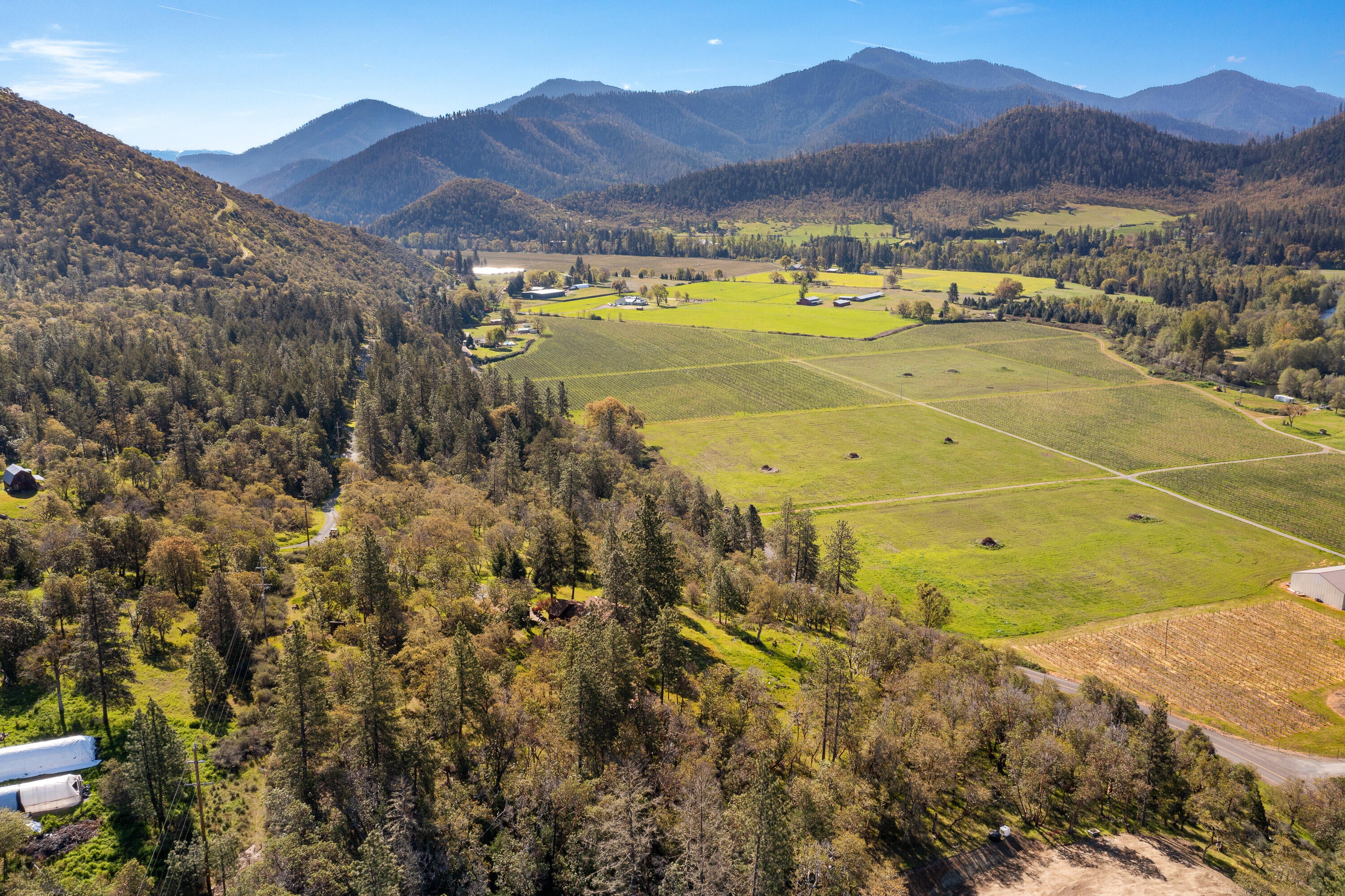 17110 North Applegate Road Grants Pass, OR 97527 - Photo 29 of 31 DRONE (3 of 8)
