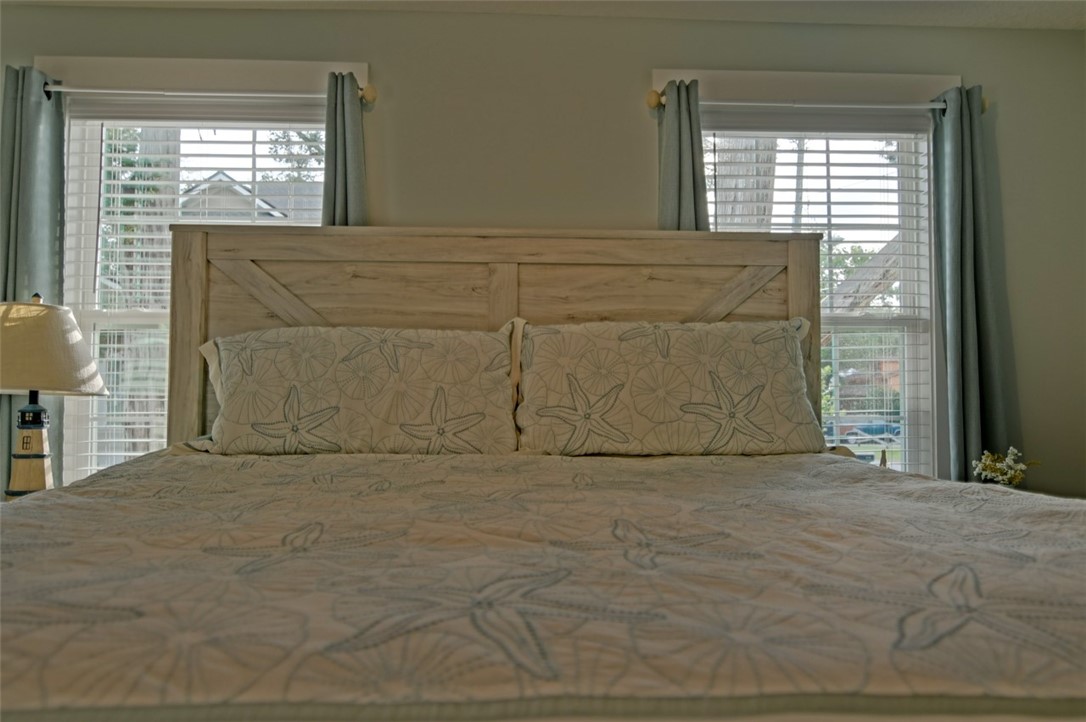 1102 White Street Fernandina Beach, FL 32034 - Photo 11 of 32 a view of an empty room with a window