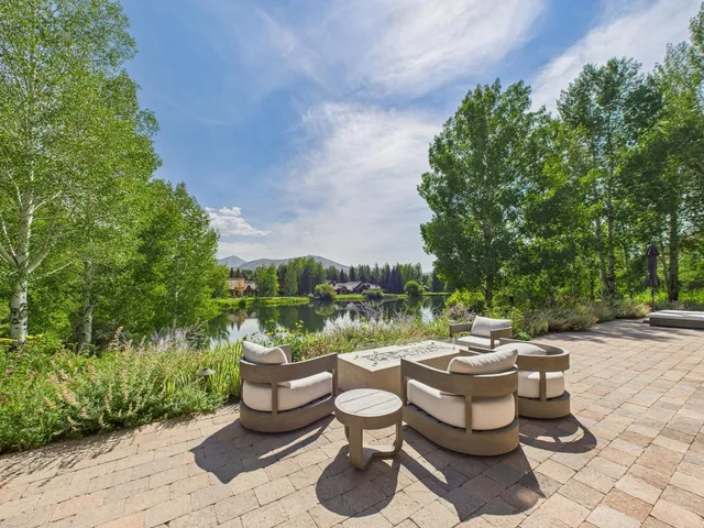 $7,550,000 | 120 Eagle Lake Drive, Hailey, ID 83333