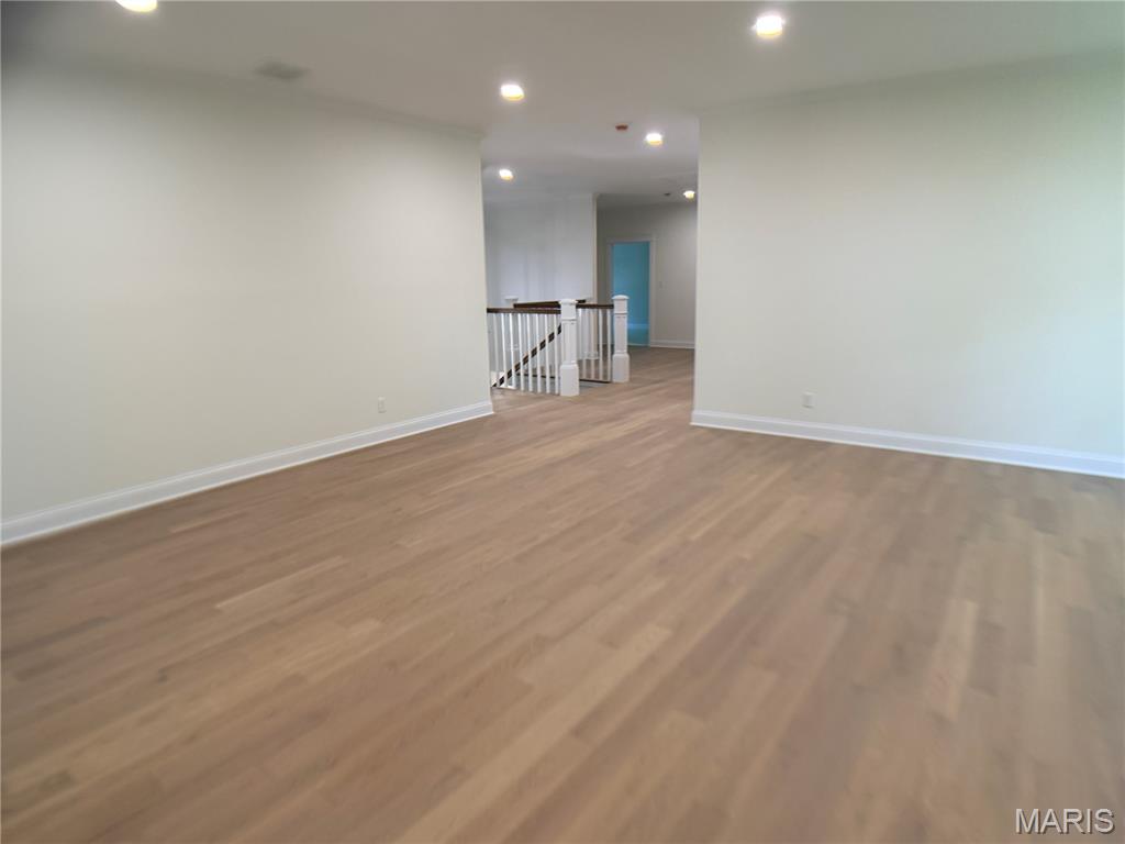 11001 Clayton Road St. Louis, MO 63131 - Photo 32 of 50