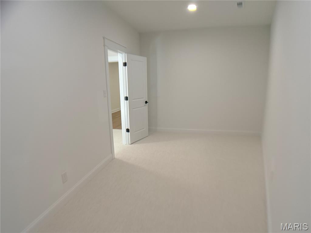 11001 Clayton Road St. Louis, MO 63131 - Photo 39 of 50