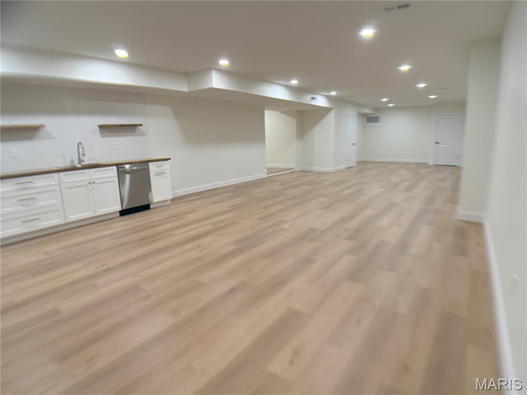 11001 Clayton Road St. Louis, MO 63131 - Photo 47 of 50