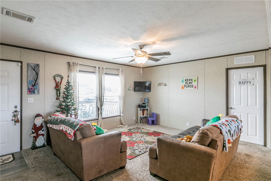 230 Rio Rim Road Waco, TX 76705 - Photo 2 of 25