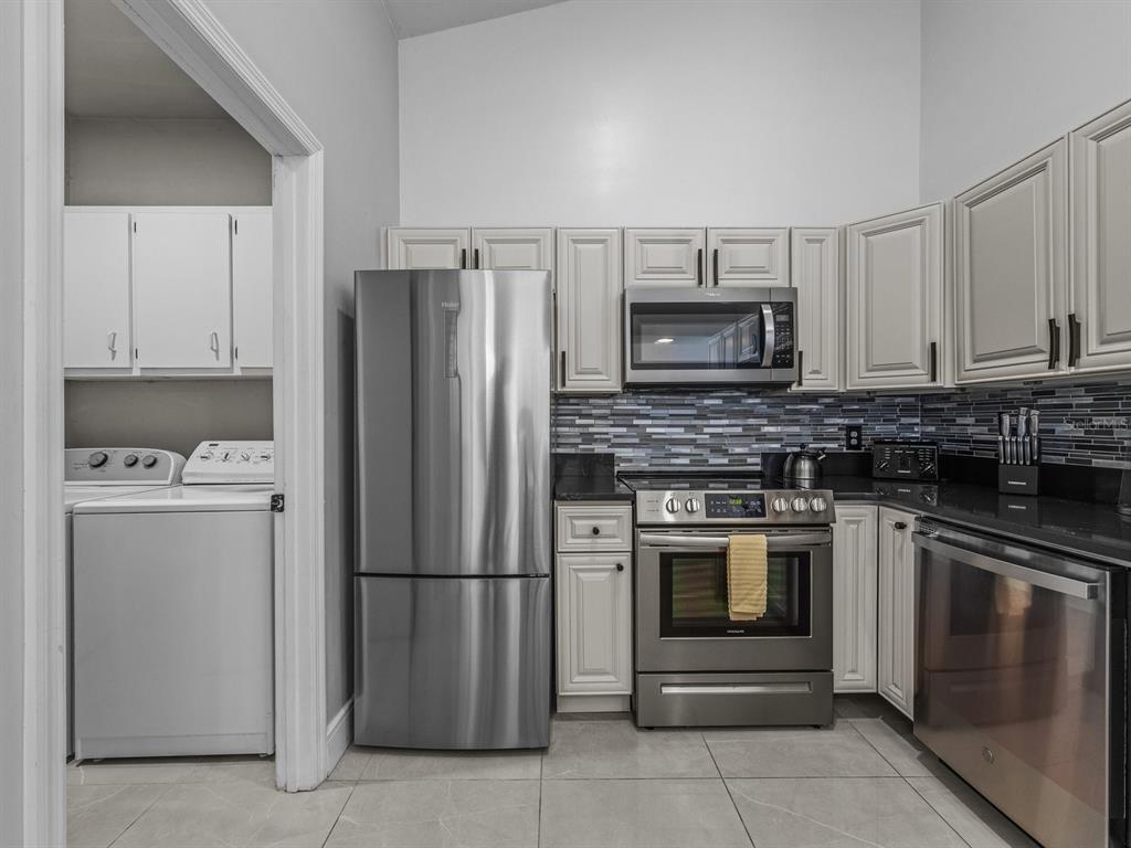 4700 Southwest Archer Road, Unit 2 Gainesville, FL 32608 - Photo 8 of 13