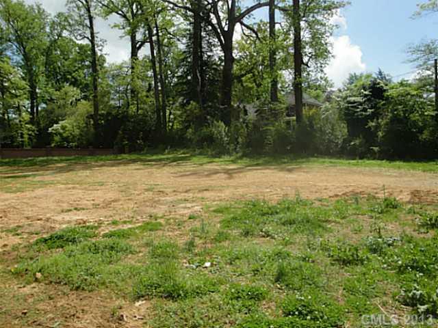 2443 Sharon Road Charlotte, NC 28211 - Photo 5 of 5 Gallery Image 5