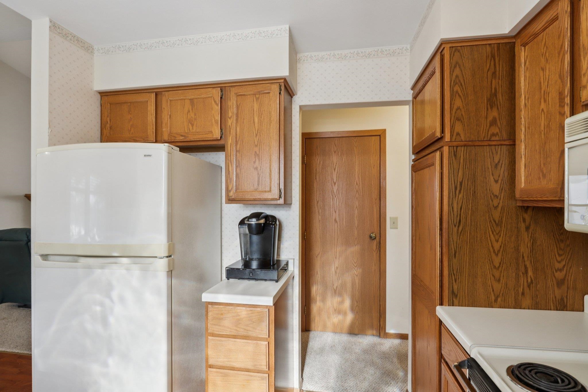 609 7 Nations Drive Madison, WI 53713 - Photo 11 of 34