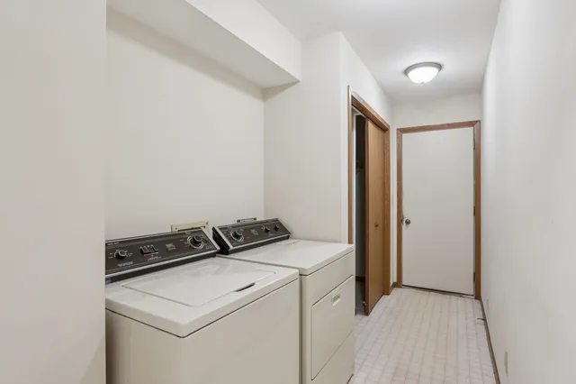 $389,900 | 609 7 Nations Drive, Madison, WI 53713