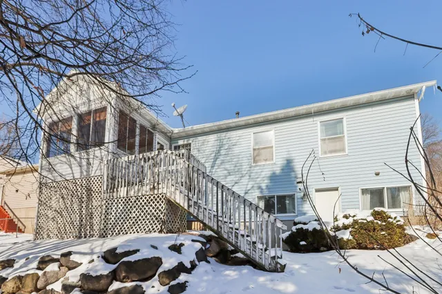 $389,900 | 609 7 Nations Drive, Madison, WI 53713