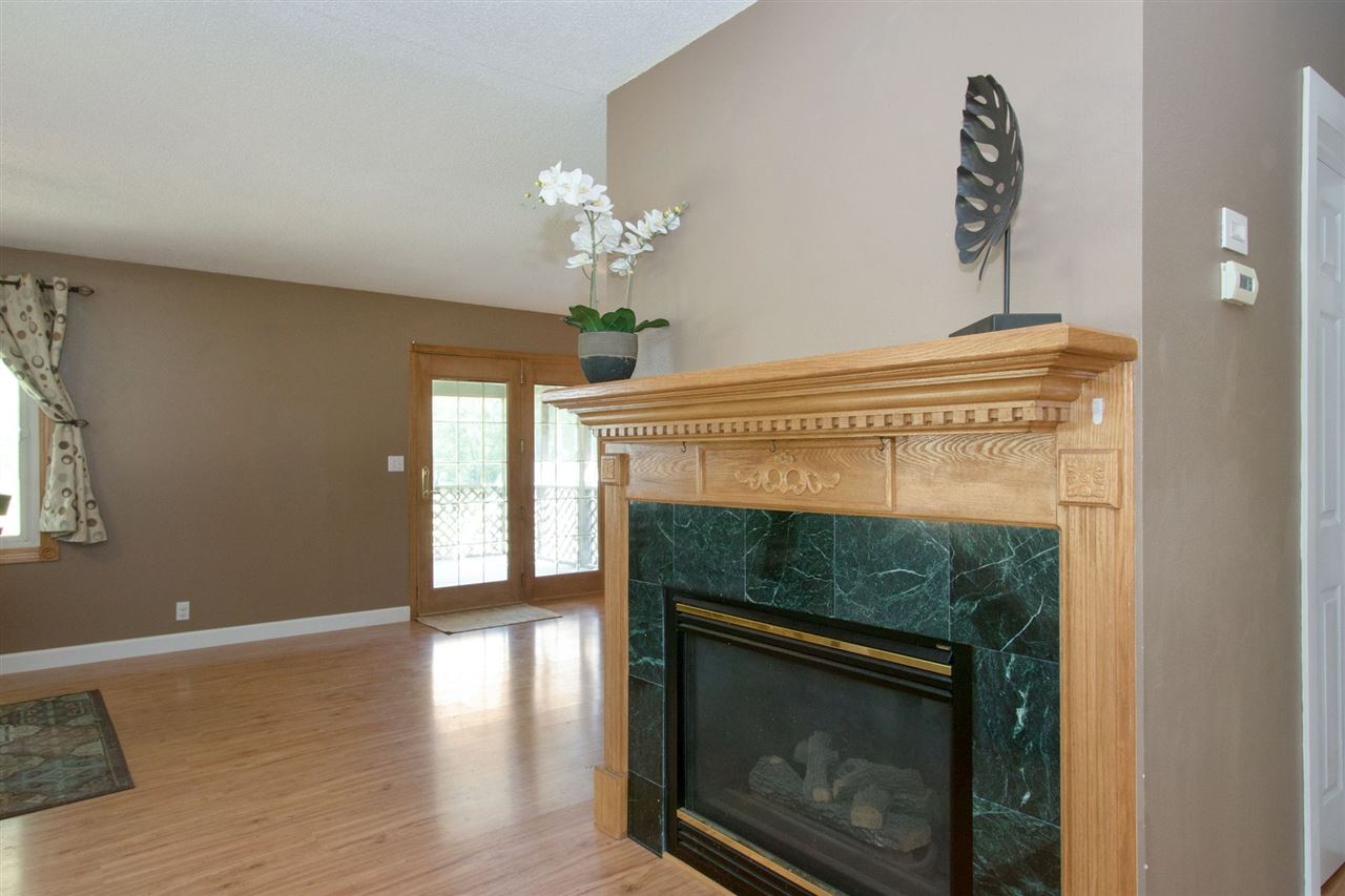 4400 Deer View Road Cedar Rapids, IA 52411 - Photo 5 of 28 Gallery Image 5