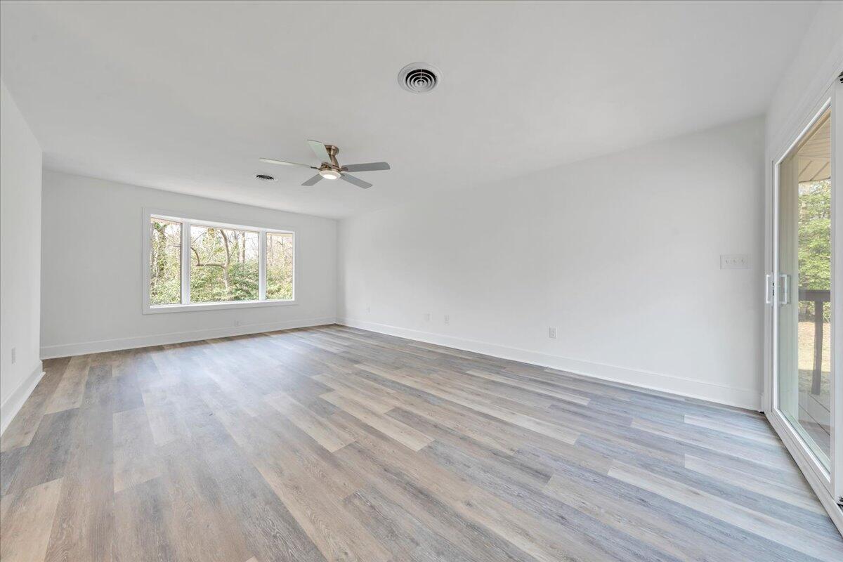 2104 Deyerle Road Southwest Roanoke, VA 24018 - Photo 35 of 51 35-MIB02930