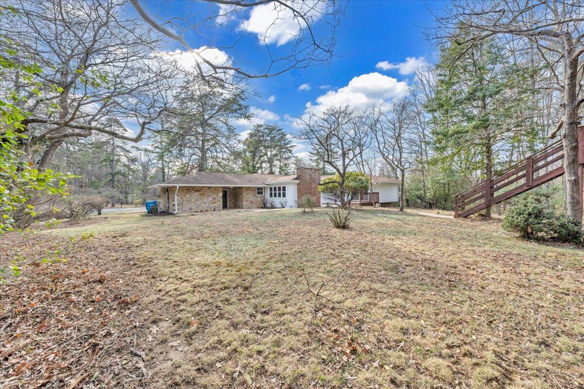 2104 Deyerle Road Southwest Roanoke, VA 24018 - Photo 44 of 51 51-MIB02978
