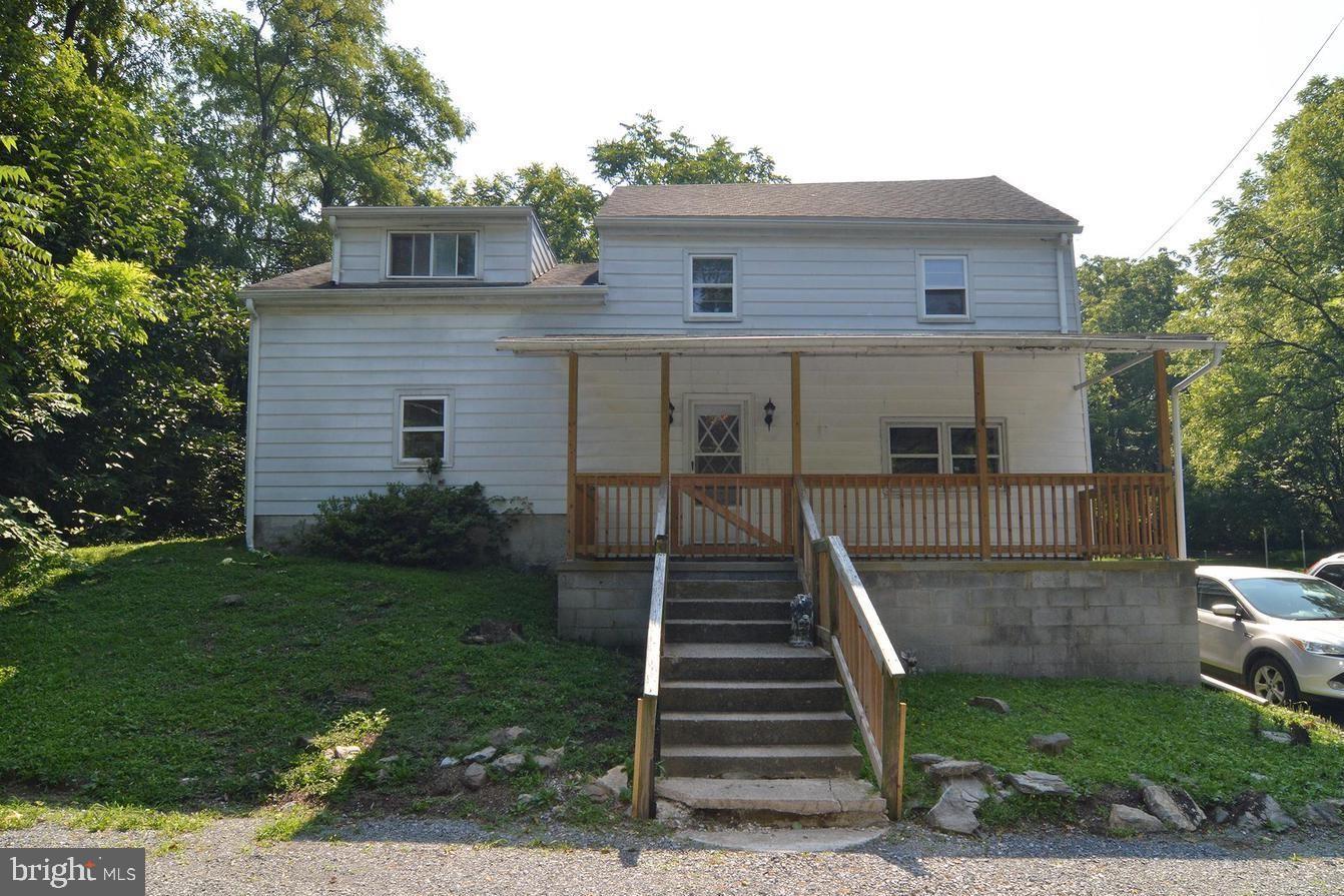 807 Center Road Leesport, PA 19533 - Photo 1 of 18 Gallery Image 1