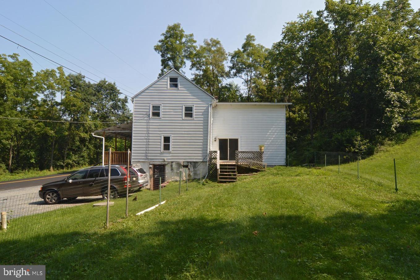 807 Center Road Leesport, PA 19533 - Photo 3 of 18 Gallery Image 3