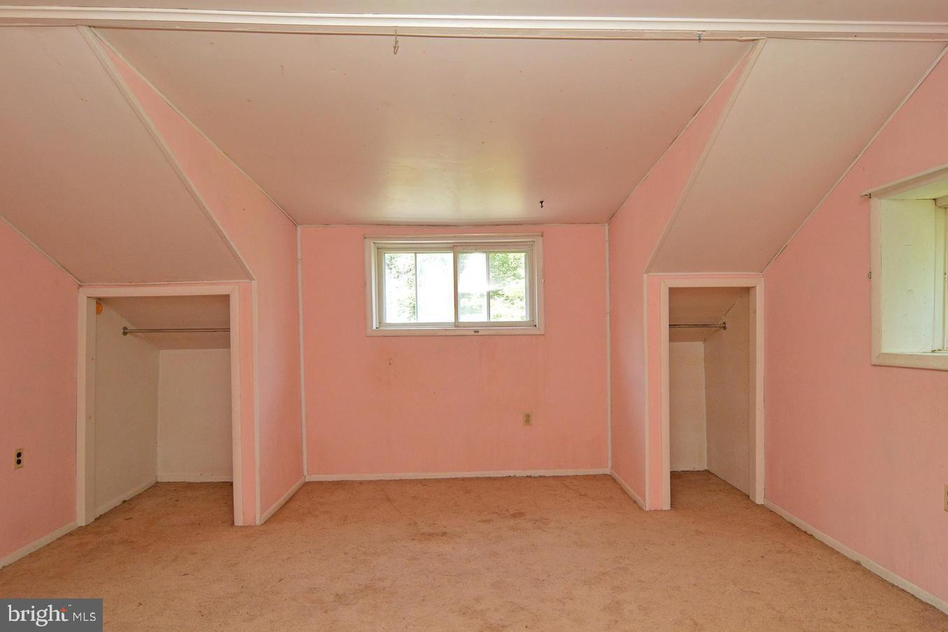 807 Center Road Leesport, PA 19533 - Photo 8 of 18 Gallery Image 8