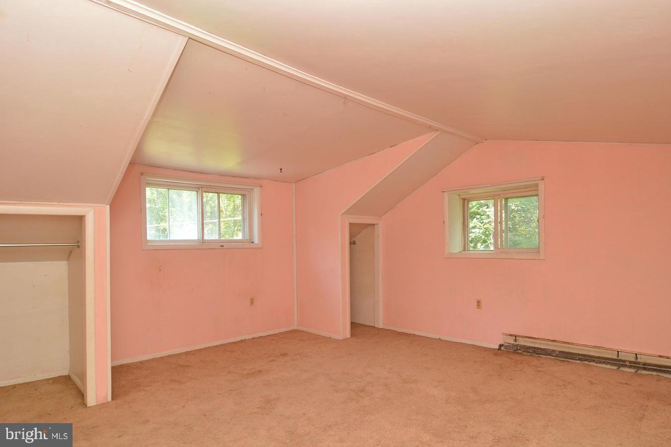 807 Center Road Leesport, PA 19533 - Photo 9 of 18 Gallery Image 9
