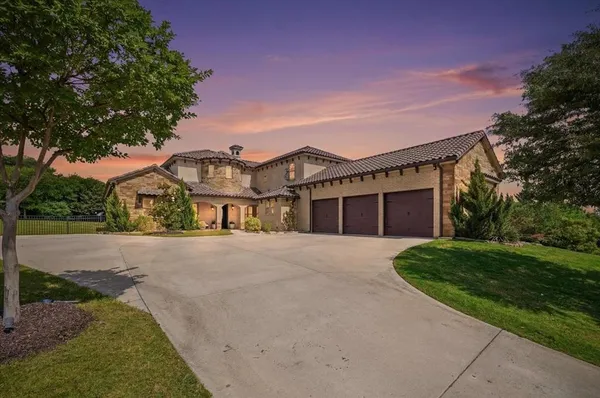 $1,390,000 | 167 Crooked Creek Lane, Aledo, TX 76008