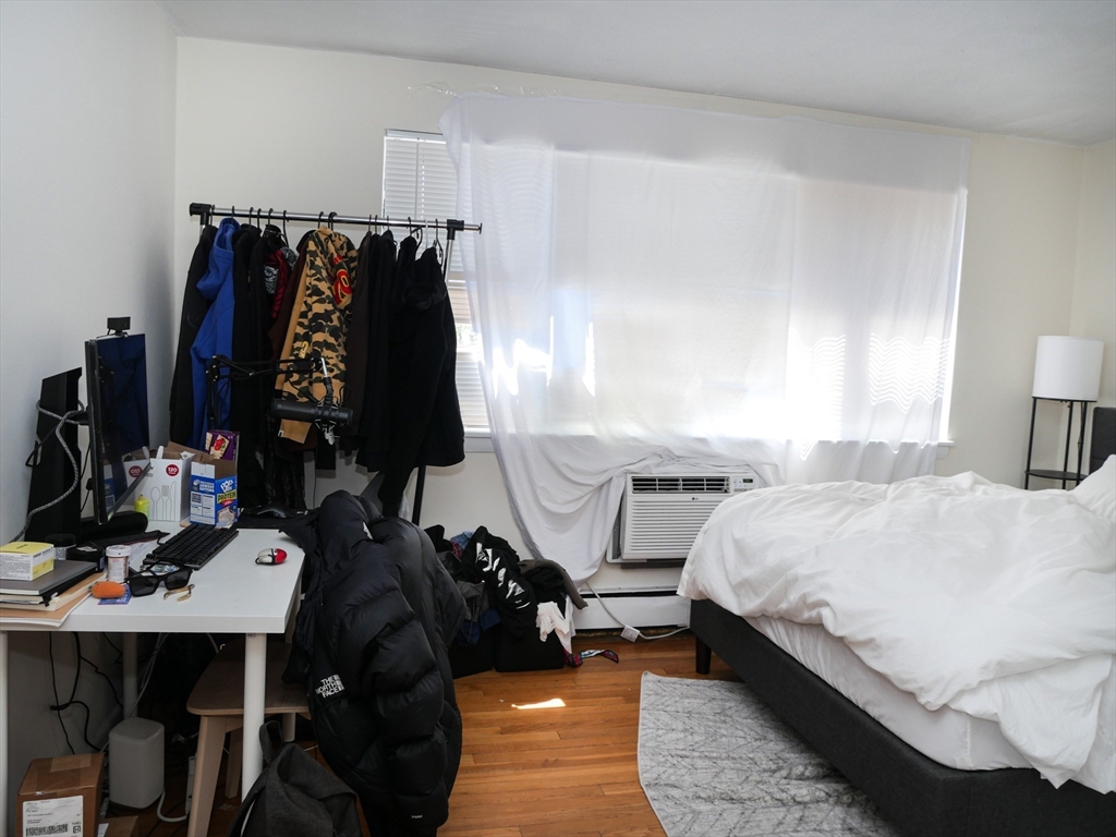 1027 Commonwealth Avenue, Unit 11 Boston, MA 02215 - Photo 4 of 8