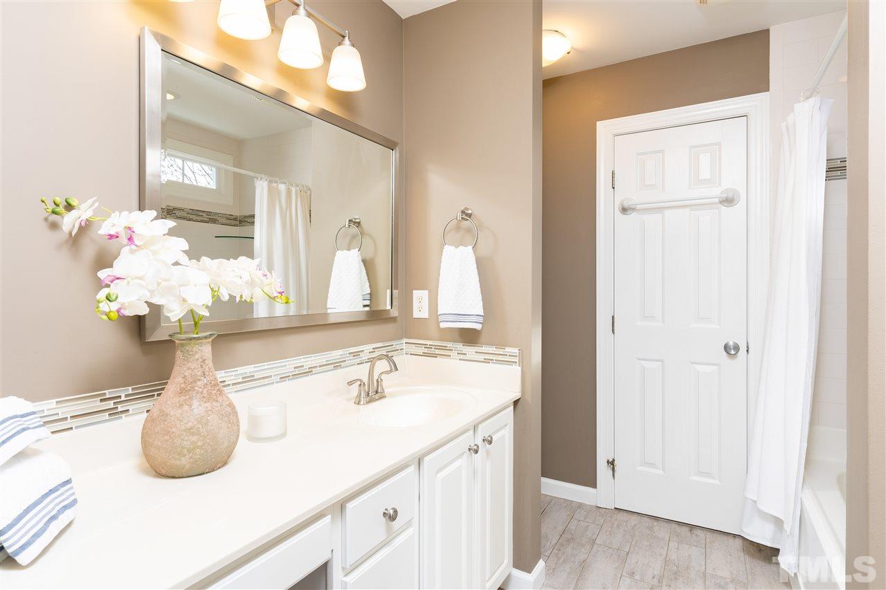 409 Scotts Ridge Trail Apex, NC 27502 - Photo 14 of 27 Gallery Image 14