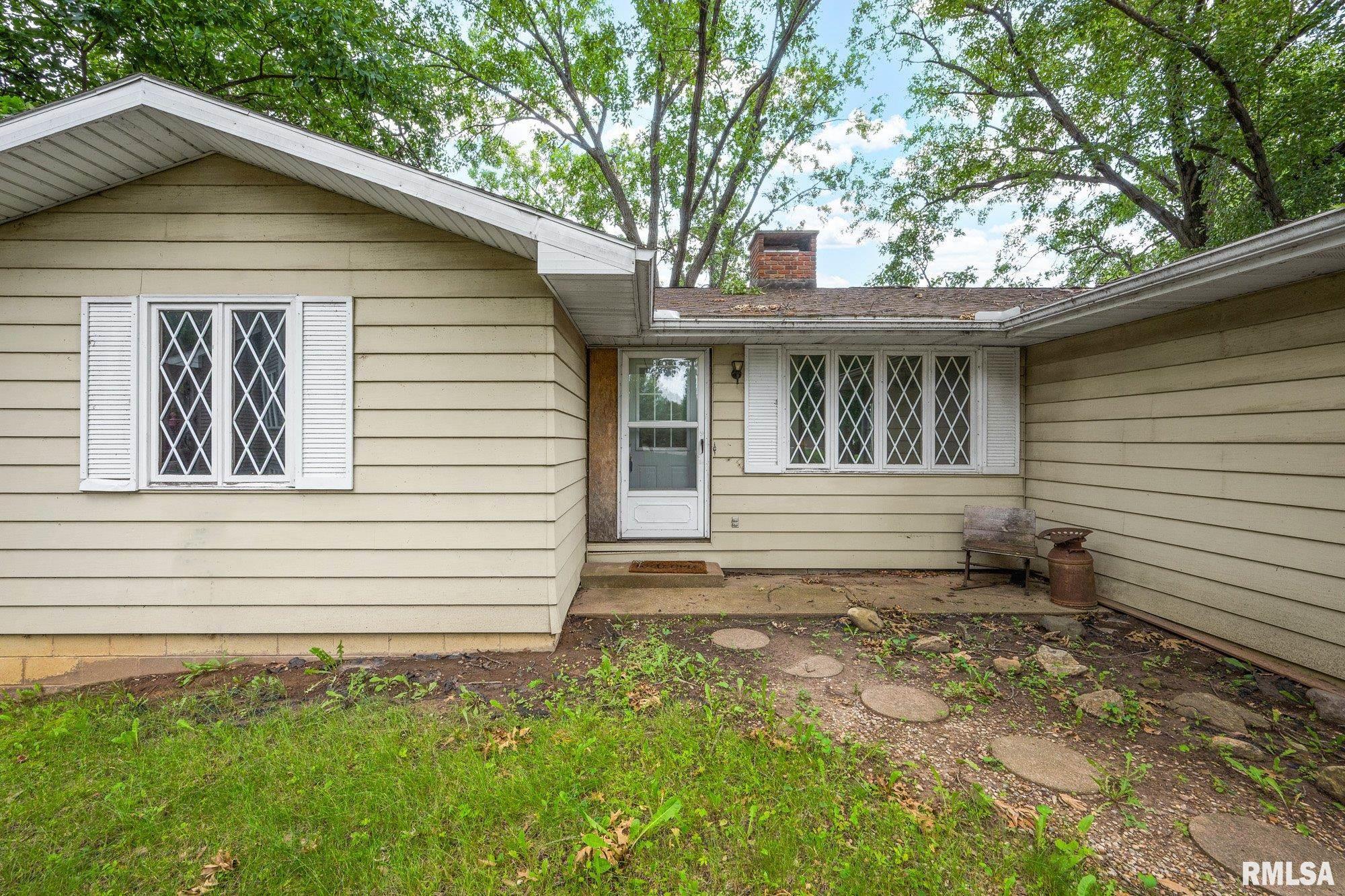 4330 South Banbury Cove Mapleton, IL 61547 - Photo 3 of 44