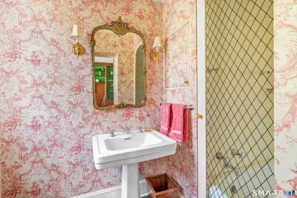 $1,200,000 | 200 Jackman Avenue, Fairfield, CT 06825