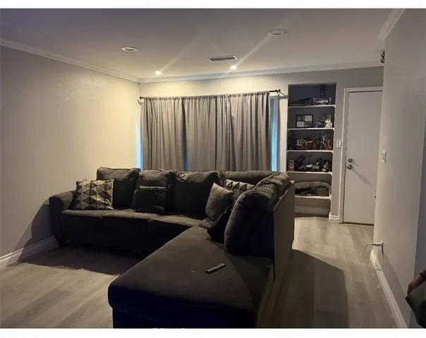 $579,900 | 5523 Pioneer Boulevard, Unit 30, Whittier, CA 90601