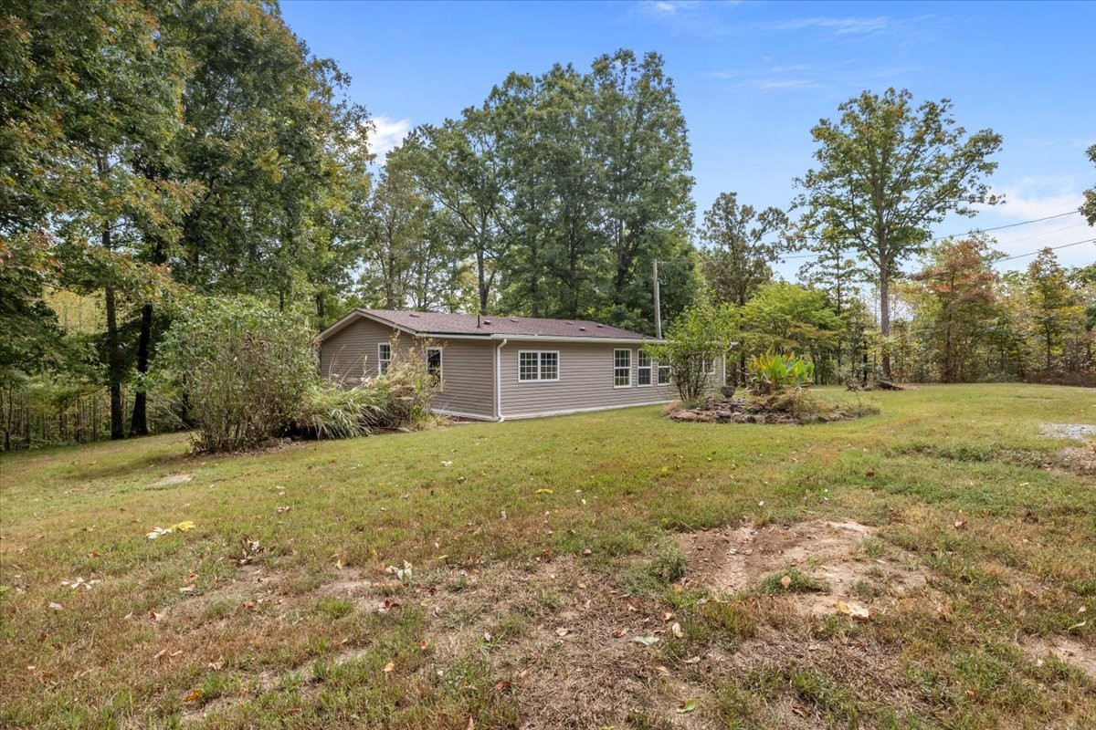 10404 Ridgecrest Drive Bon Aqua, TN 37025 - Photo 34 of 37 Gallery Image 34